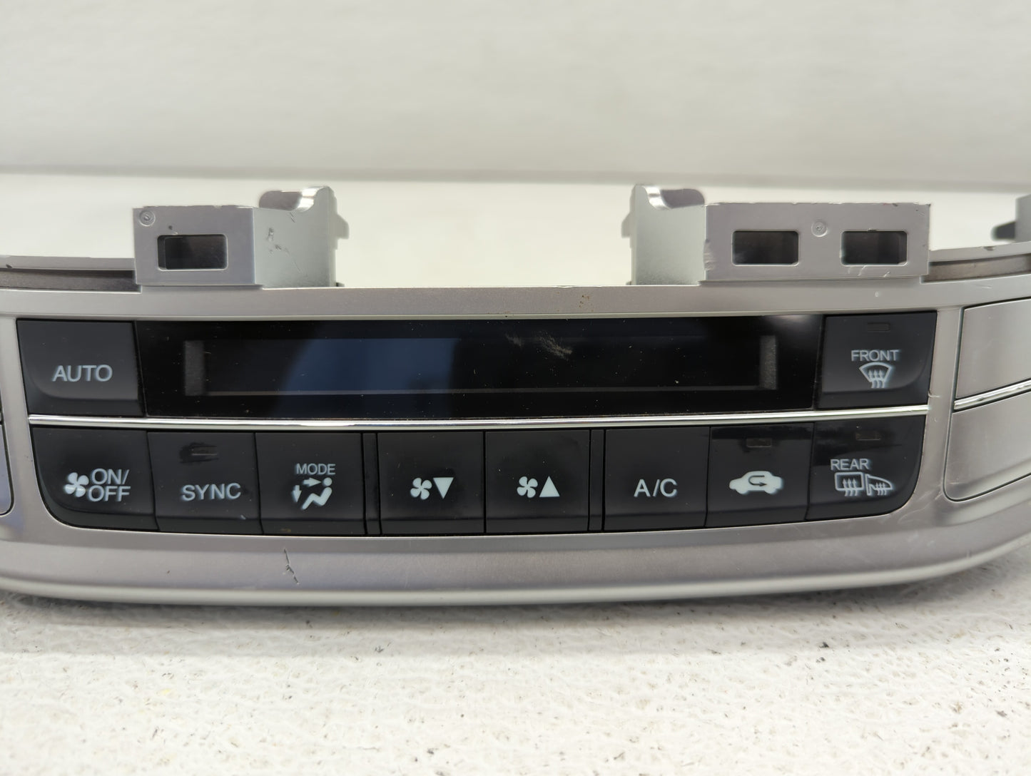 2013-2015 Honda Accord Climate Control Module Temperature AC/Heater Replacement P/N:79600 T2F A611 M1 79600 T2F A411 M1 Fits