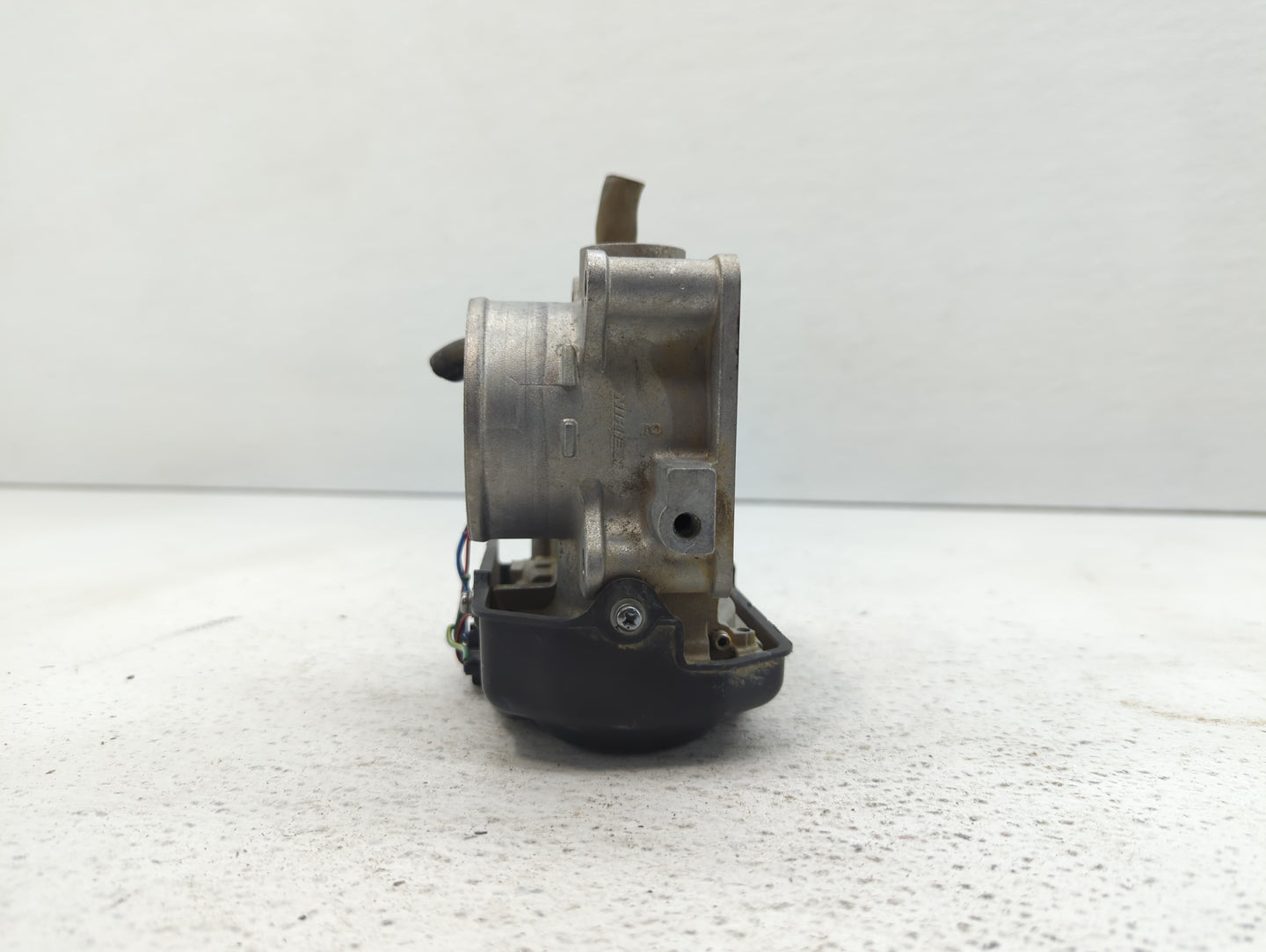 2013-2017 Honda Accord Throttle Body P/N:GMF4A Fits Fits 2013 2014 2015 2016 2017 2018 2019 2020 2021 2022 OEM Used Auto Par