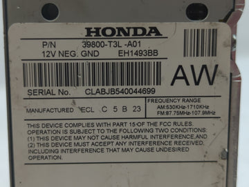 2013-2015 Honda Accord Radio AM FM Cd Player Receiver Replacement P/N:39800-T3L-A01 39186-T3L-A511-M1 Fits Fits 2013 2014 2015 OEM Used Auto Parts