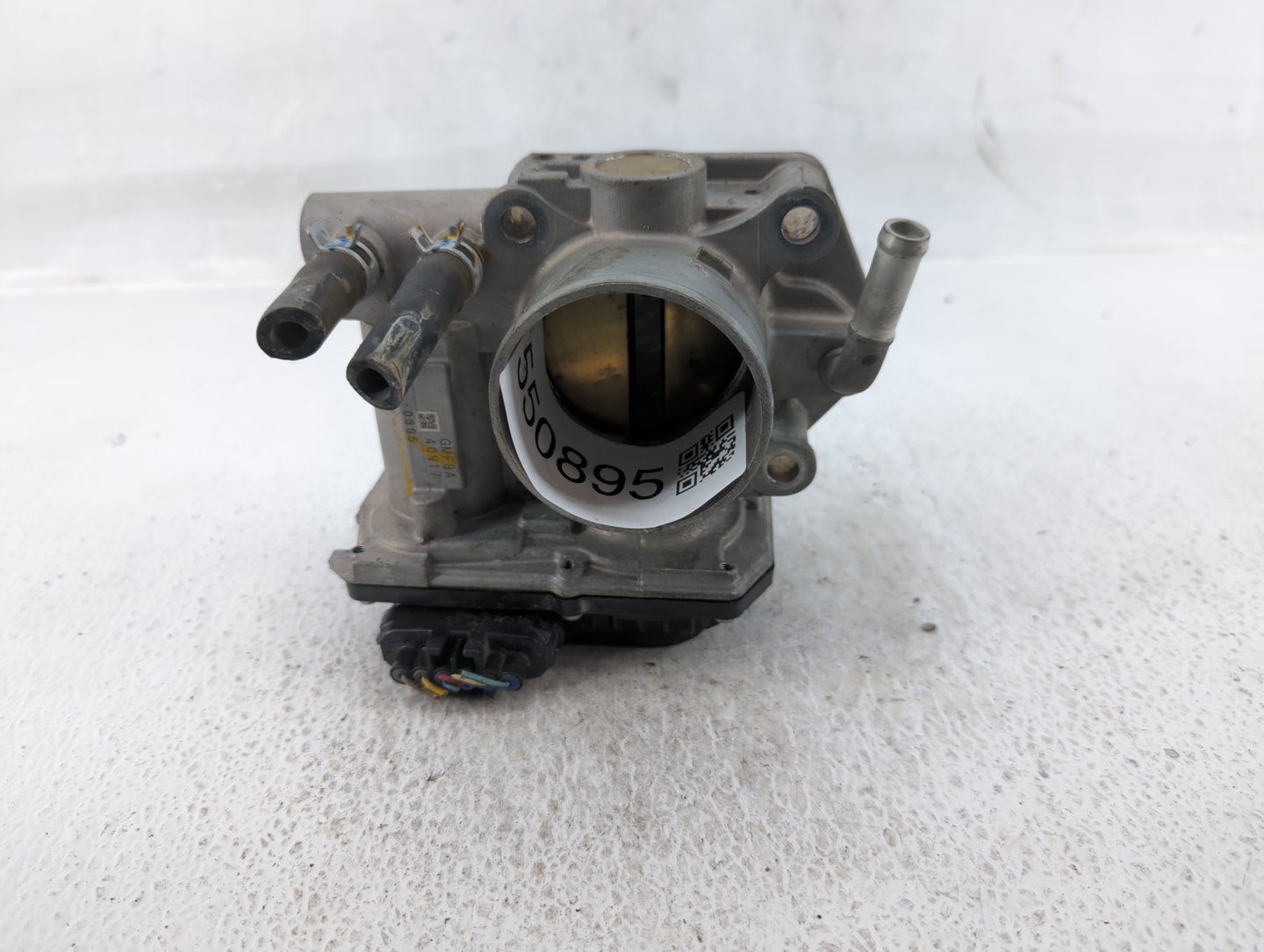 2014-2015 Honda Accord Throttle Body P/N:GMF9A 40917 Fits Fits 2014 2015 OEM Used Auto Parts - Oemusedautoparts1.com