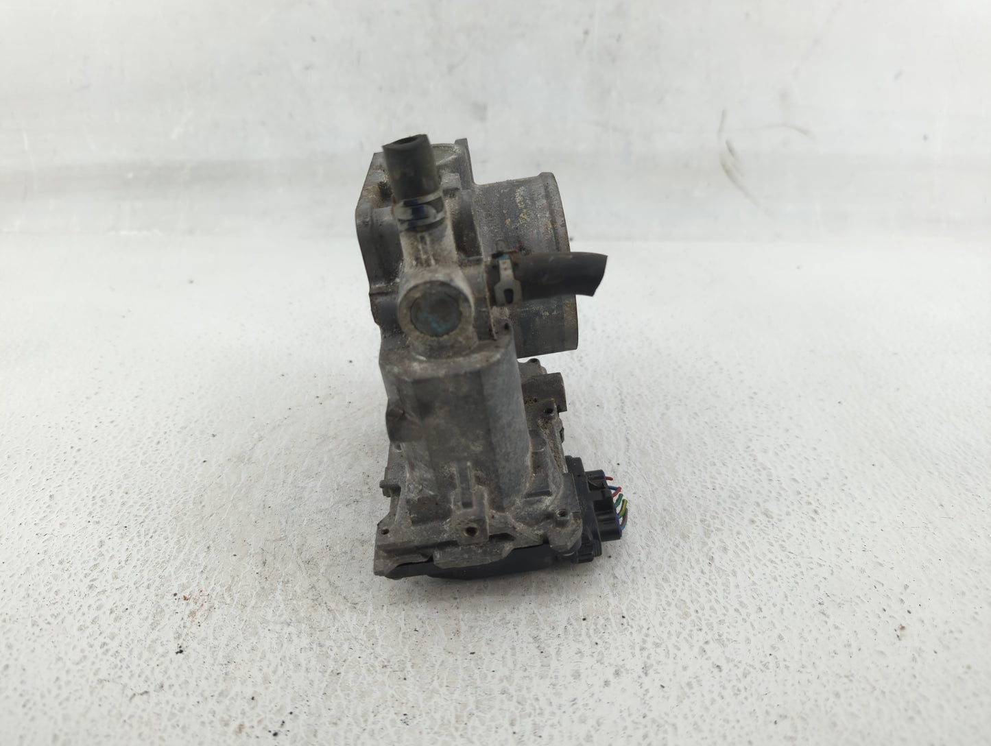 2013-2017 Honda Accord Throttle Body P/N:U38493250390 Fits Fits 2013 2014 2015 2016 2017 2018 2019 2020 2021 2022 OEM Used A