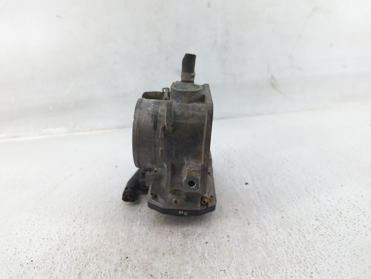 2013-2017 Honda Accord Throttle Body P/N:GM14A M40723 Fits Fits 2013 2014 2015 2016 2017 2018 2019 2020 2021 2022 OEM Used A