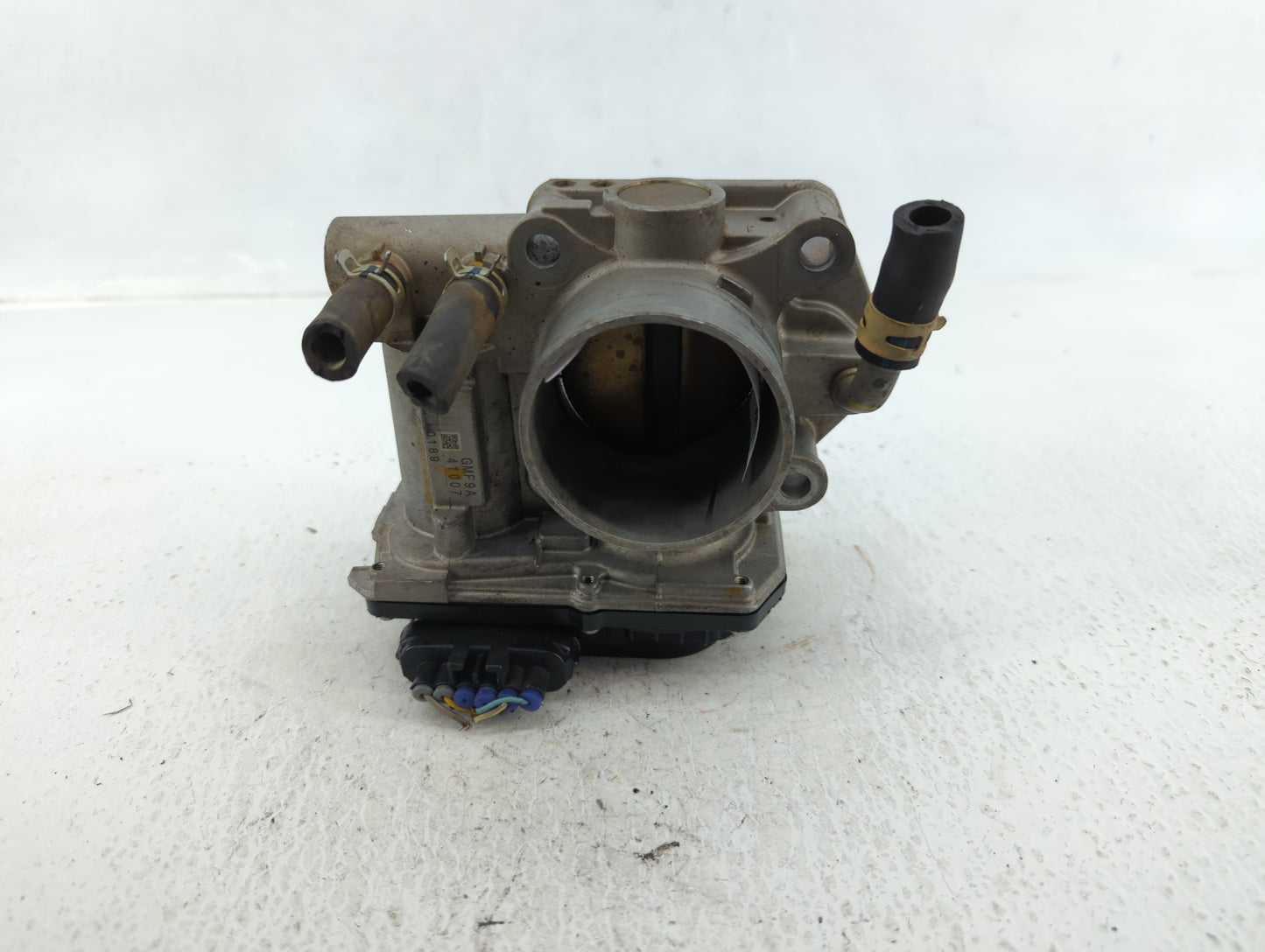 2014-2015 Honda Accord Throttle Body P/N:GMF9A 41007 Fits Fits 2014 2015 OEM Used Auto Parts - Oemusedautoparts1.com