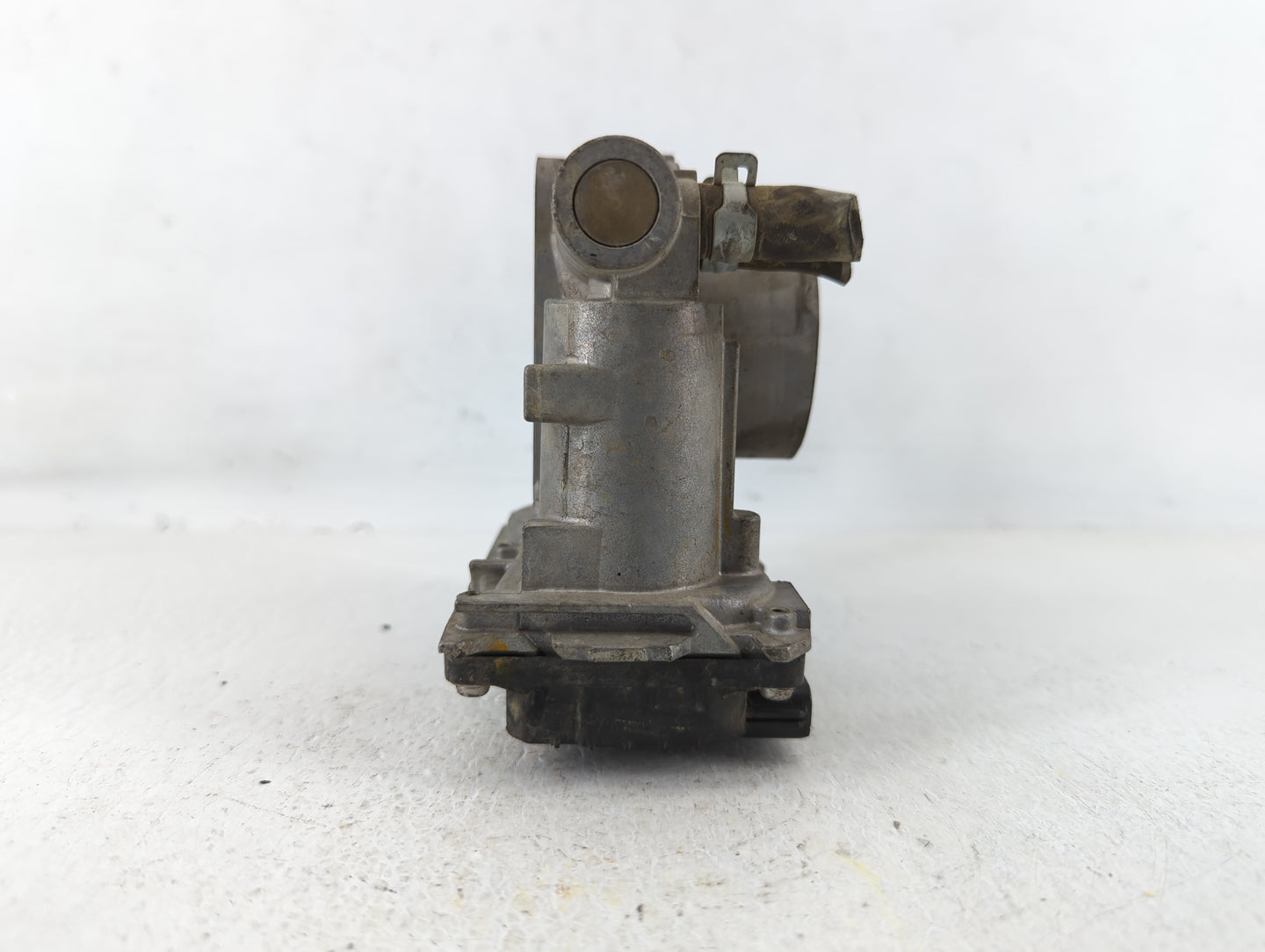 2014-2015 Honda Accord Throttle Body P/N:40903 GMF9A Fits Fits 2014 2015 OEM Used Auto Parts - Oemusedautoparts1.com