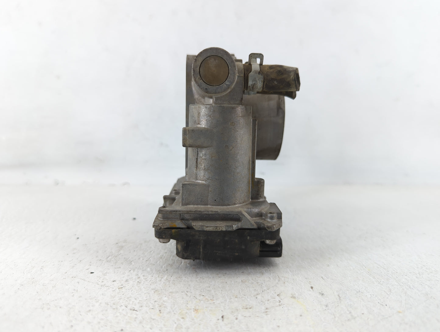 2014-2015 Honda Accord Throttle Body P/N:40903 GMF9A Fits Fits 2014 2015 OEM Used Auto Parts - Oemusedautoparts1.com