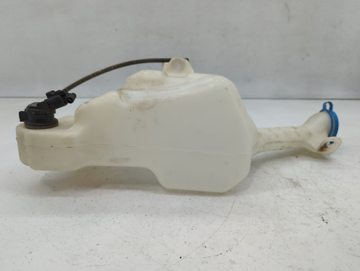 2013-2017 Honda Accord Windshield Washer Fluid Reservoir Bottle Oem - Oemusedautoparts1.com