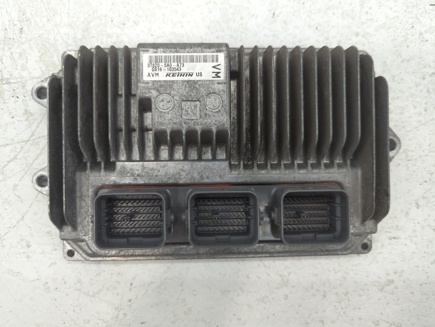 2015 Honda Accord PCM Engine Control Computer ECU ECM PCU OEM P/N:37820-5A0-A74 37820-5A0-A73 Fits OEM Used Auto Parts - Oem
