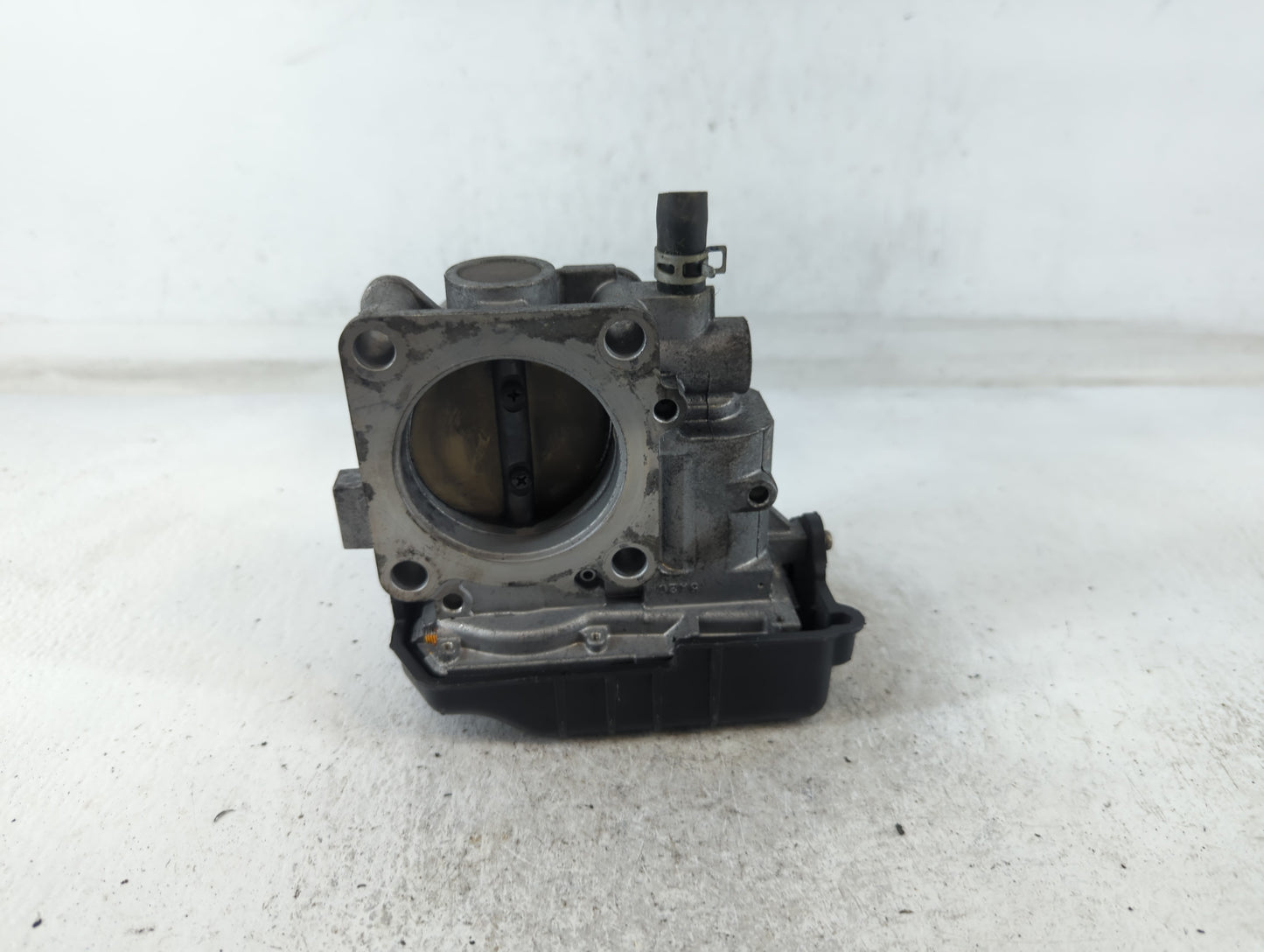 2013-2017 Honda Accord Throttle Body P/N:088930 GMF4A Fits Fits 2013 2014 2015 2016 2017 2018 2019 2020 2021 2022 OEM Used A