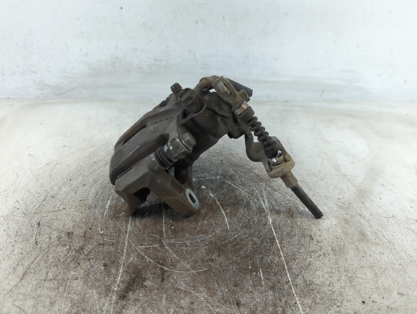 2013-2017 Honda Accord Front Driver Left Brake Caliper - Oemusedautoparts1.com