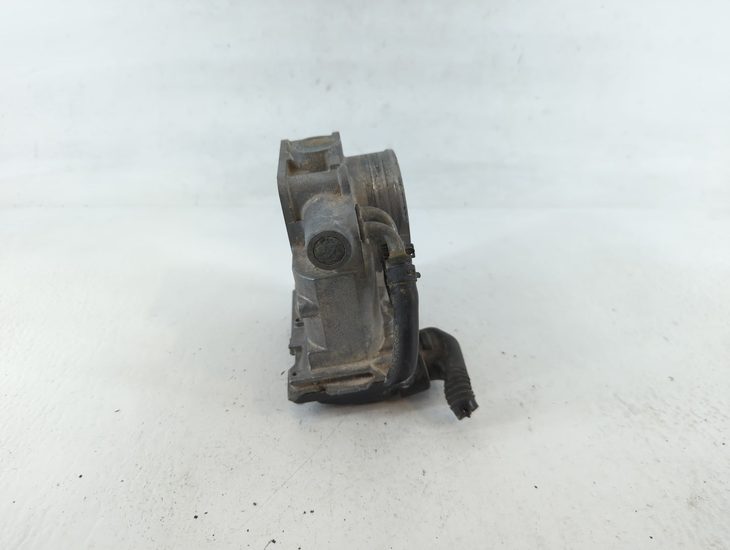 2013-2017 Honda Accord Throttle Body P/N:U38393234536 GMF5A Fits Fits 2013 2014 2015 2016 2017 2018 OEM Used Auto Parts - Oe