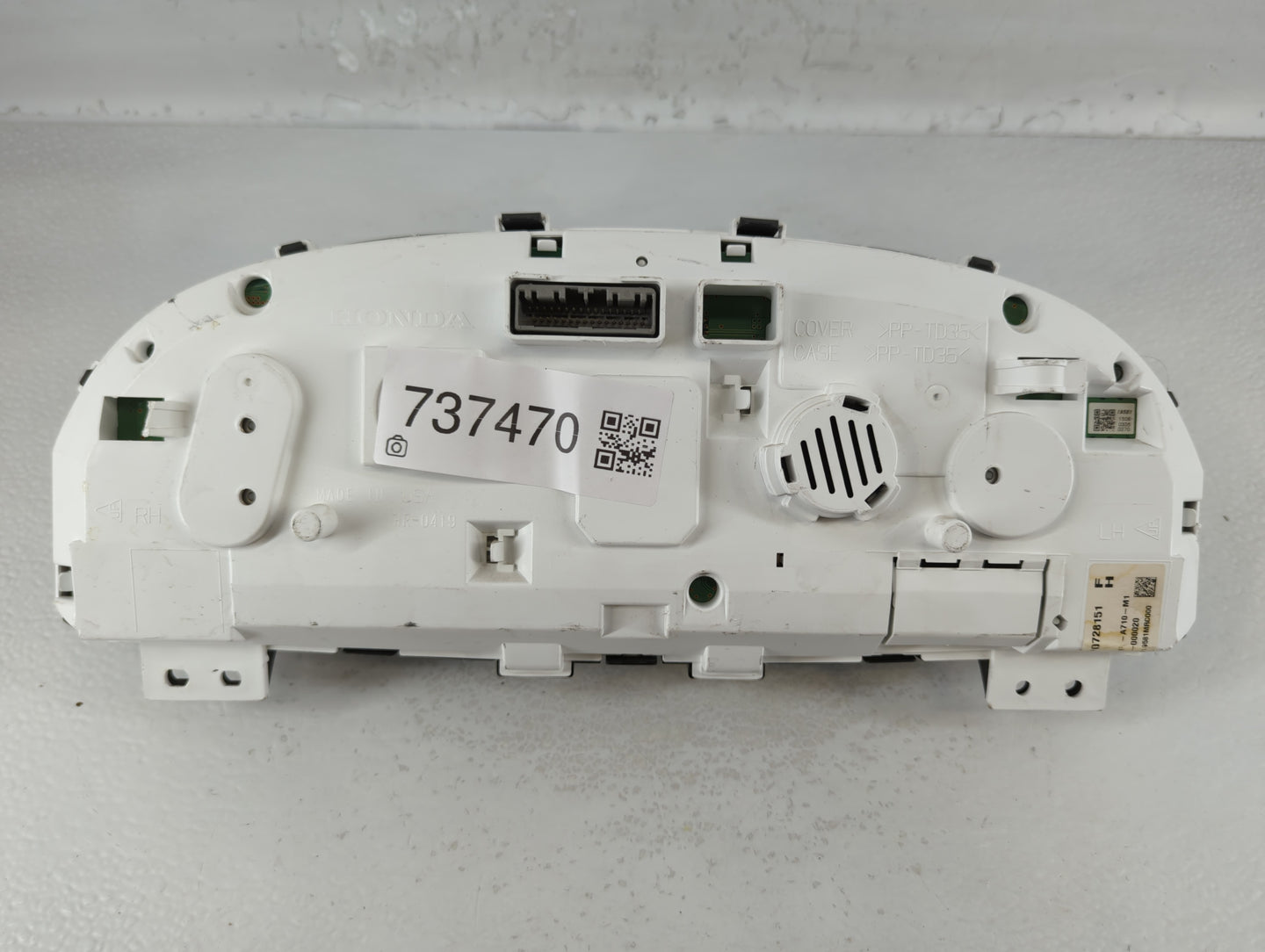 2015 Honda Accord Instrument Cluster Speedometer Gauges P/N:78100-T2E-A710-M1 Fits OEM Used Auto Parts - Oemusedautoparts1.c