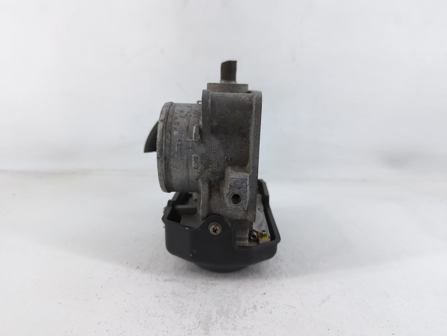 2013-2017 Honda Accord Throttle Body P/N:128544 M150407 Fits Fits 2013 2014 2015 2016 2017 2018 2019 2020 2021 2022 OEM Used