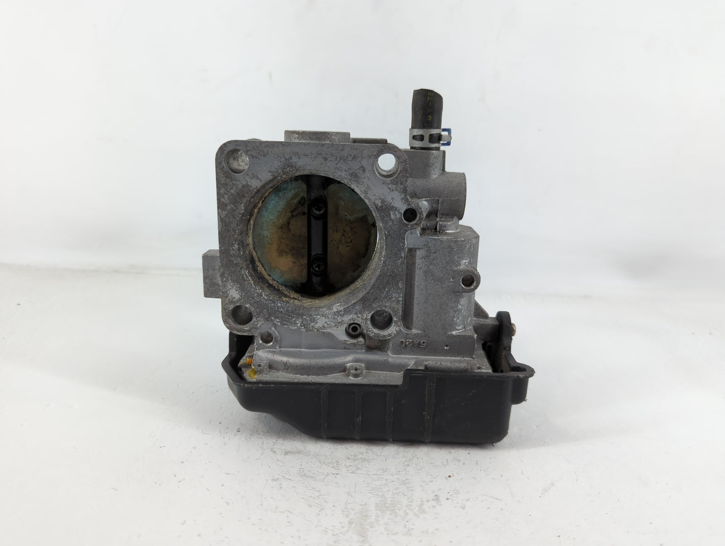 2013-2017 Honda Accord Throttle Body P/N:128544 M150407 Fits Fits 2013 2014 2015 2016 2017 2018 2019 2020 2021 2022 OEM Used