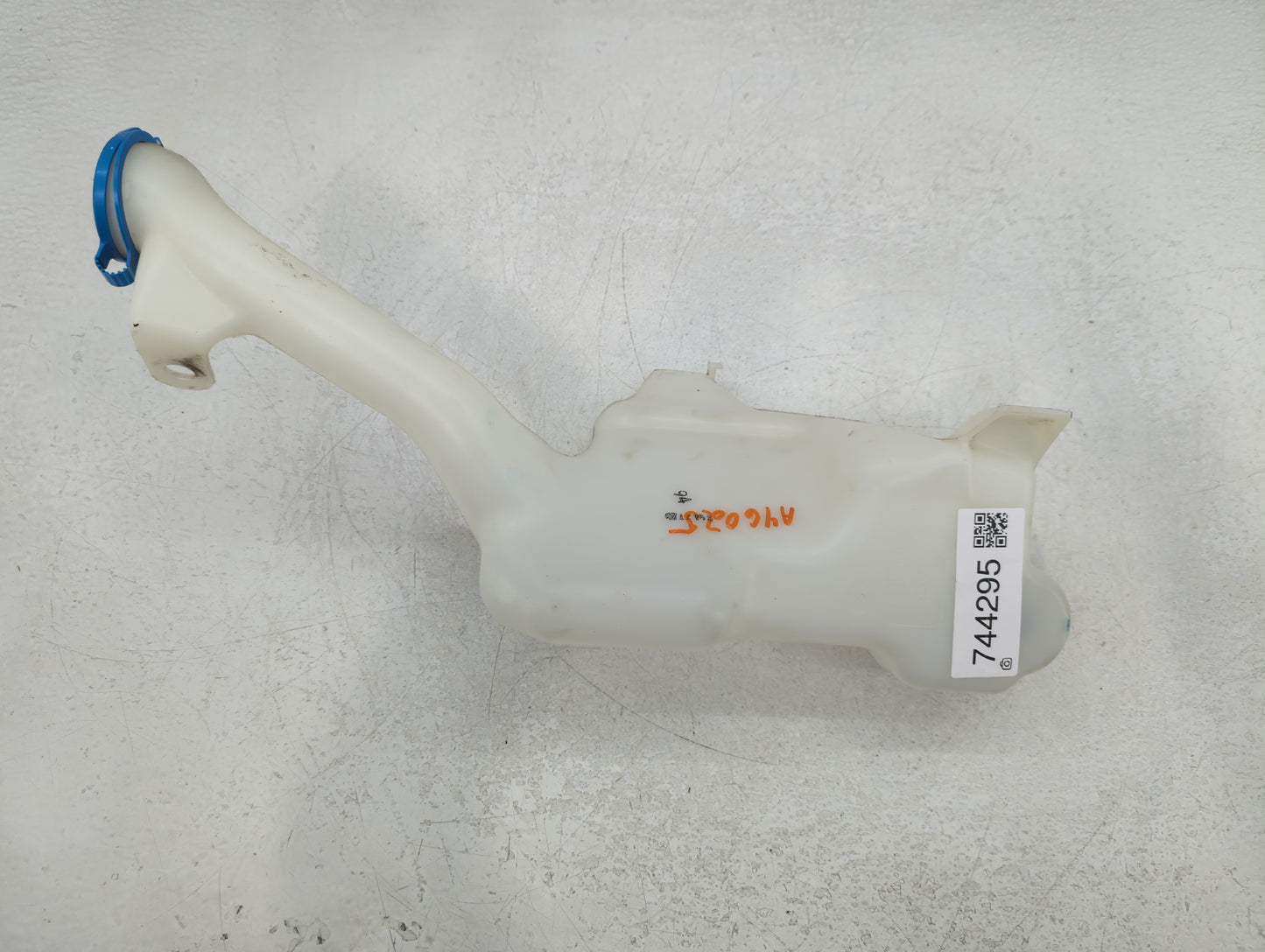 2013-2017 Honda Accord Windshield Washer Fluid Reservoir Bottle Oem - Oemusedautoparts1.com