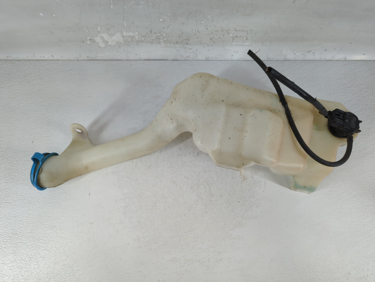2013-2017 Honda Accord Windshield Washer Fluid Reservoir Bottle Oem - Oemusedautoparts1.com
