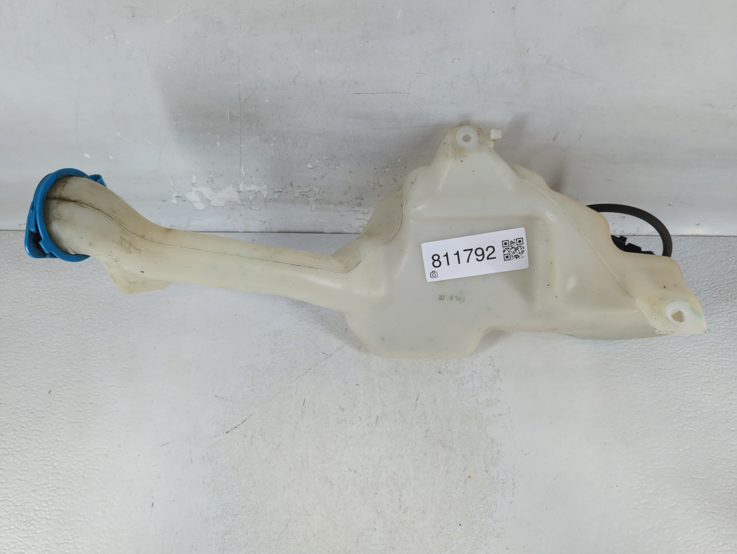 2013-2017 Honda Accord Windshield Washer Fluid Reservoir Bottle Oem - Oemusedautoparts1.com
