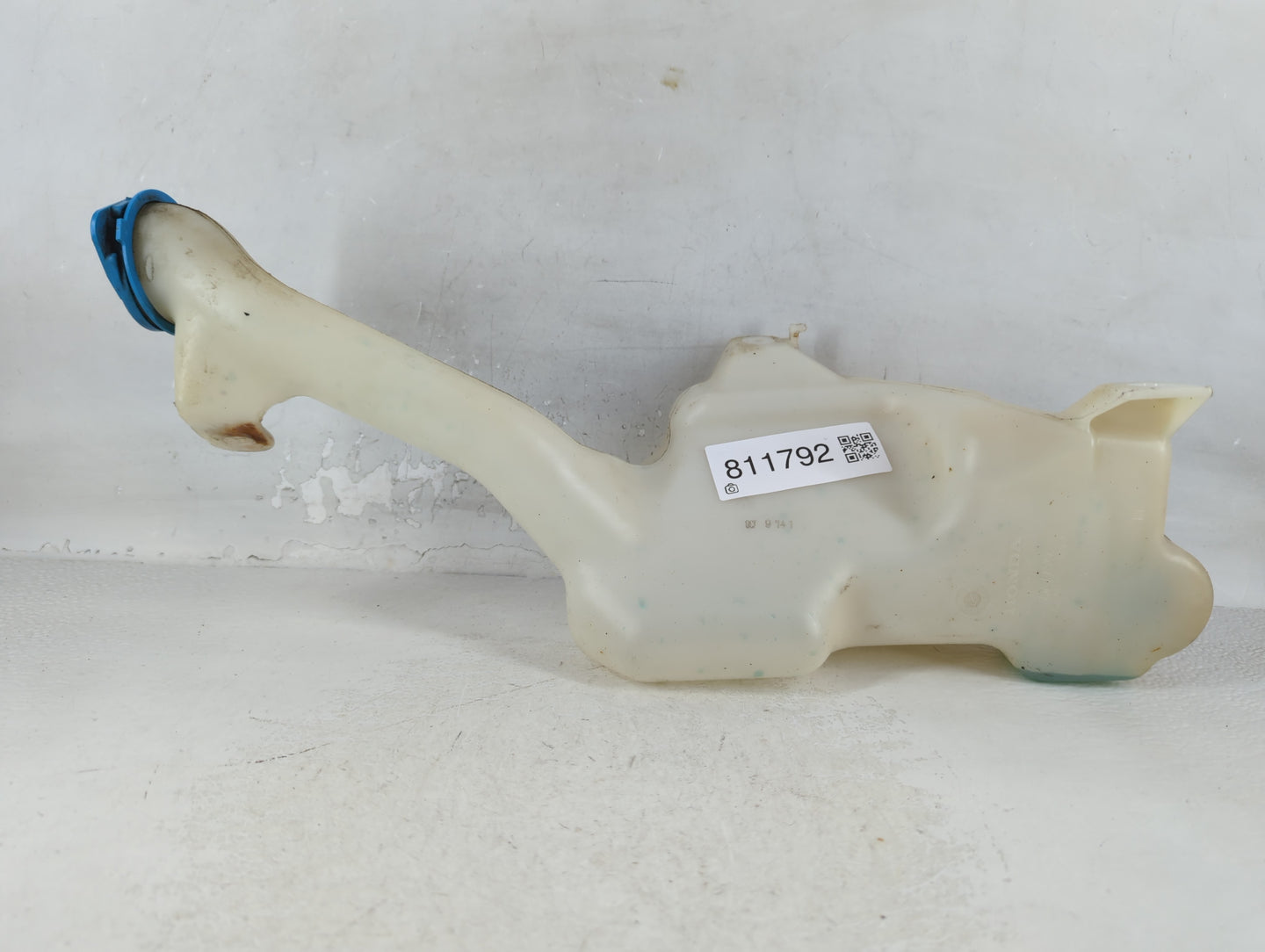 2013-2017 Honda Accord Windshield Washer Fluid Reservoir Bottle Oem - Oemusedautoparts1.com