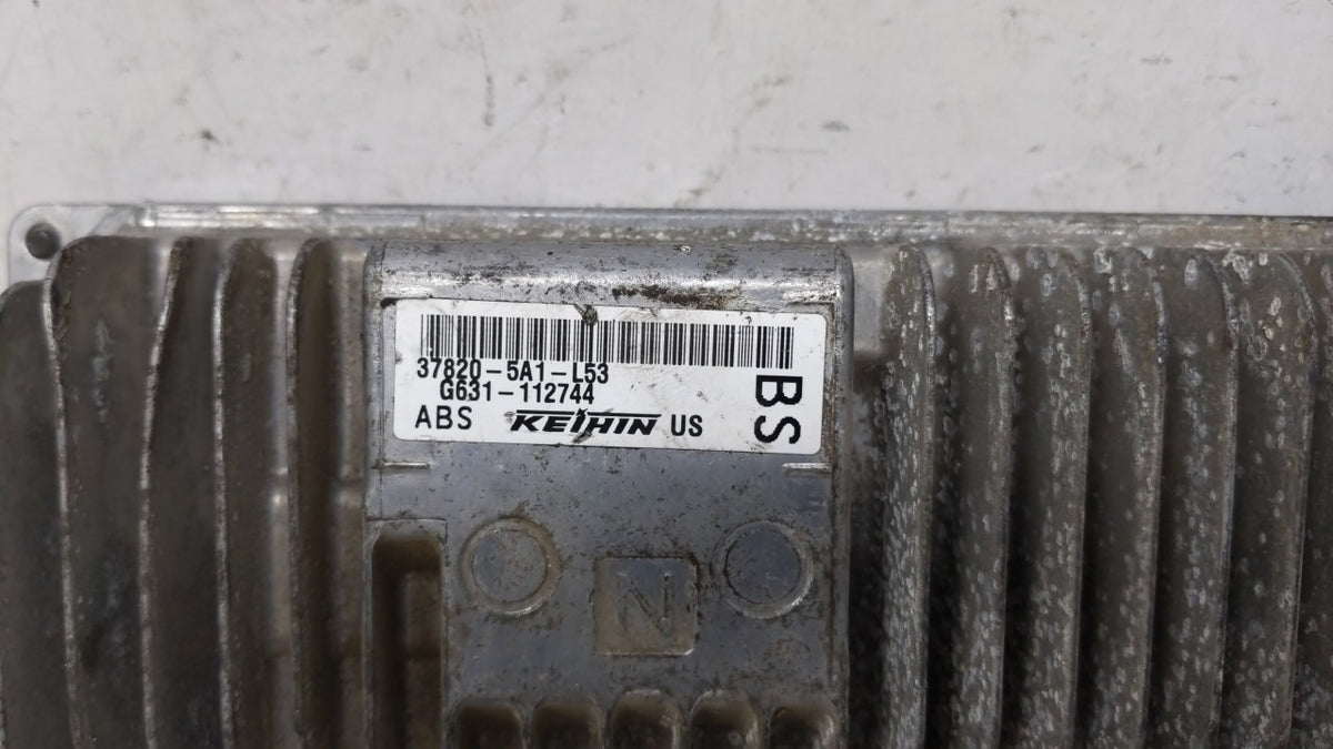 2015 Honda Accord PCM Engine Control Computer ECU ECM PCU OEM P/N:37820-5A1-L54 37820-5A0-A53, 37820-5A1-L53 OEM Used Auto P