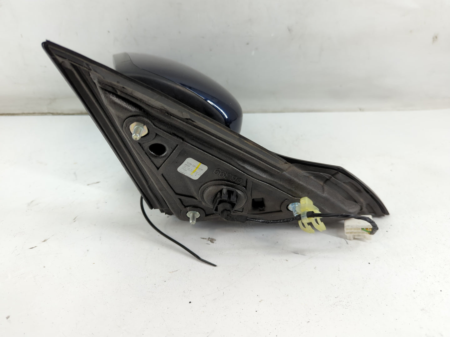 2013-2017 Honda Accord Driver Side View Mirror - Left Door Mirror OEM Used - Oemusedautoparts1.com