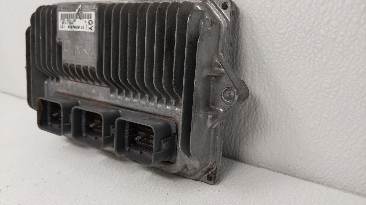 2015 Honda Accord PCM Engine Control Computer ECU ECM PCU OEM P/N:37820-5A0-B24 37820-5A0-A83 Fits OEM Used Auto Parts - Oem