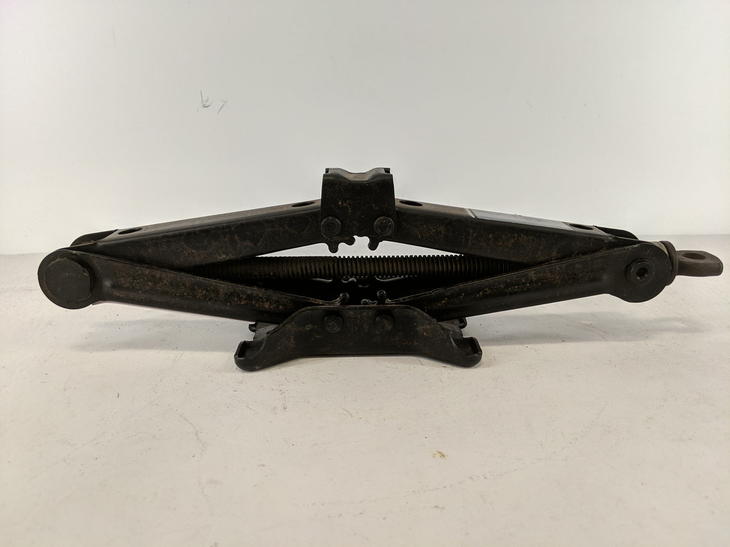 2015 Honda Civic Spare Scissor Car Jack 1100910 - Oemusedautoparts1.com