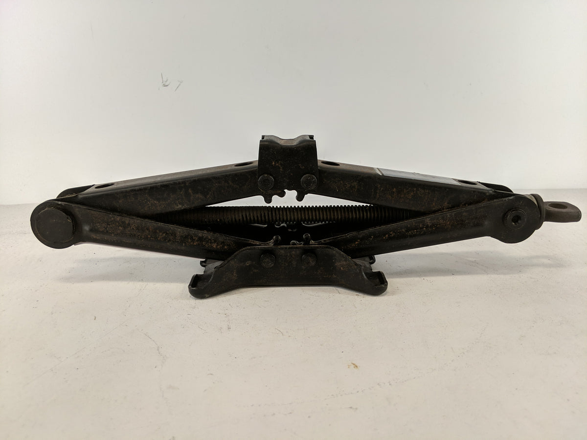 2015 Honda Civic Spare Scissor Car Jack 1100910 - Oemusedautoparts1.com