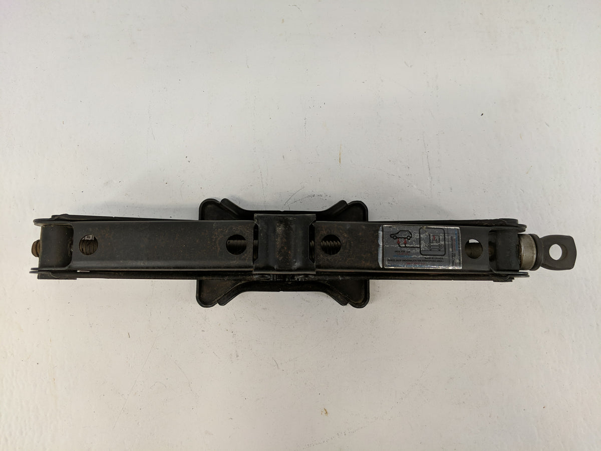 2015 Honda Civic Spare Scissor Car Jack 1100910 - Oemusedautoparts1.com