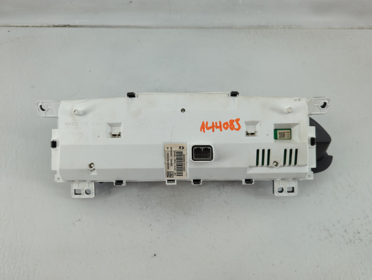 2014-2015 Honda Civic Instrument Cluster Speedometer Gauges P/N:78100-TR0-A132-M1 Fits Fits 2014 2015 OEM Used Auto Parts - 