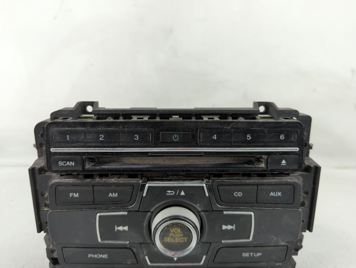 2014-2015 Honda Civic Radio AM FM Cd Player Receiver Replacement P/N:39100-TR3-A314-M1 Fits Fits 2014 2015 OEM Used Auto Par