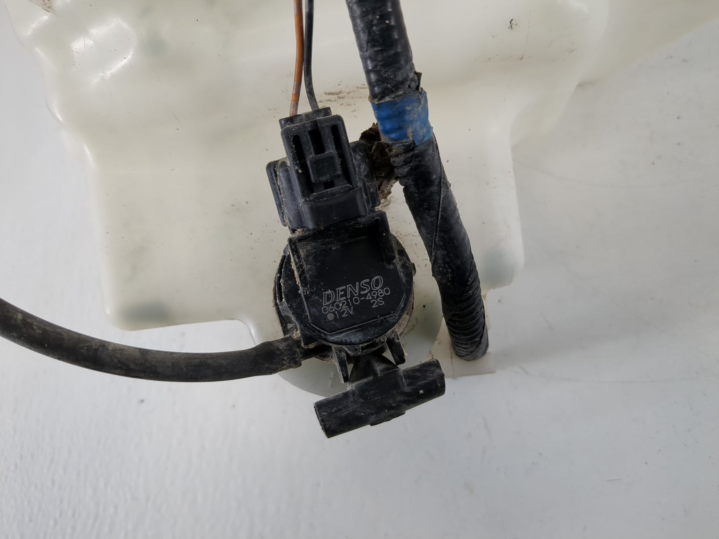 2012-2015 Honda Civic Windshield Washer Fluid Reservoir Bottle Oem - Oemusedautoparts1.com