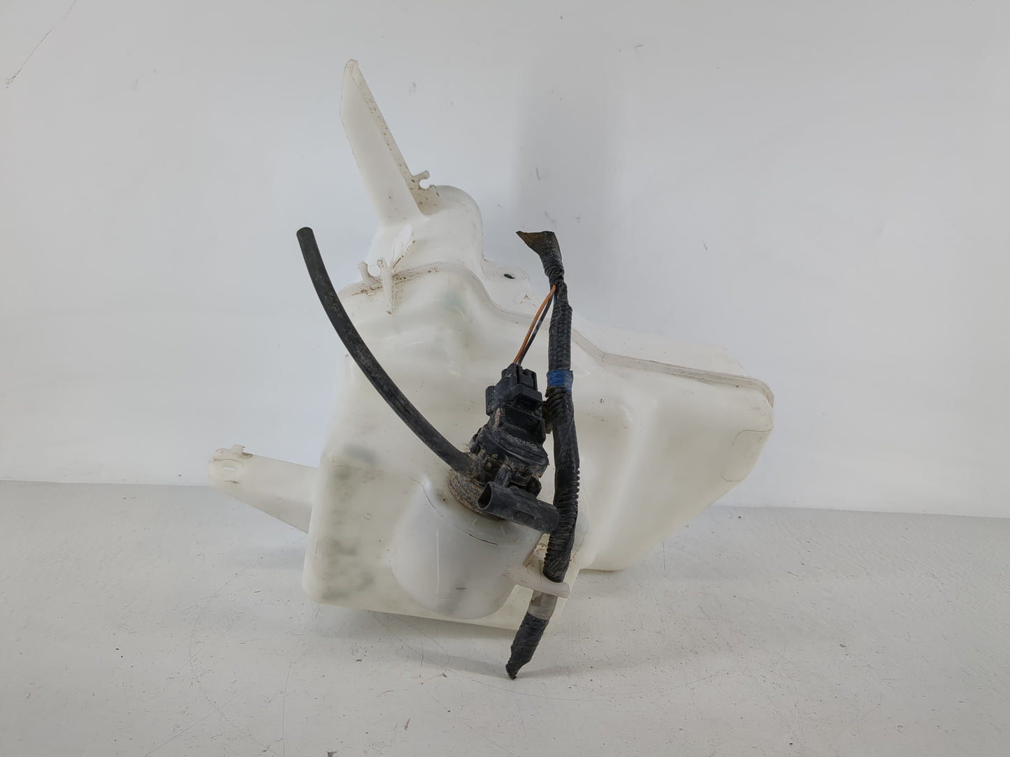 2012-2015 Honda Civic Windshield Washer Fluid Reservoir Bottle Oem - Oemusedautoparts1.com