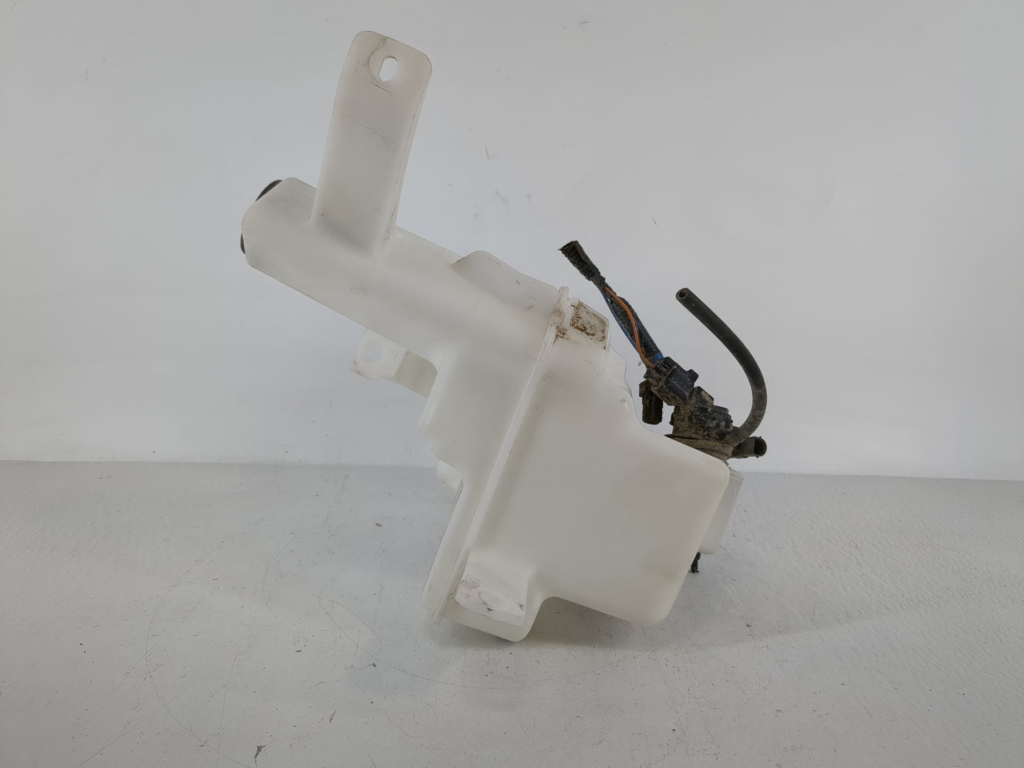 2012-2015 Honda Civic Windshield Washer Fluid Reservoir Bottle Oem - Oemusedautoparts1.com