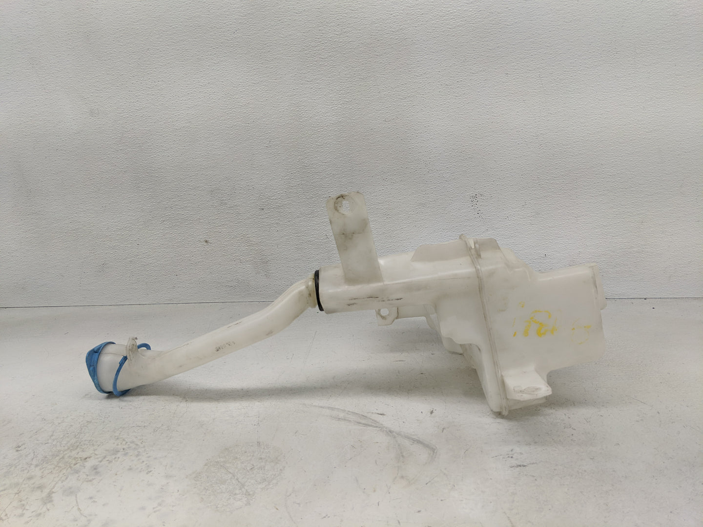 2012-2015 Honda Civic Windshield Washer Fluid Reservoir Bottle Oem - Oemusedautoparts1.com