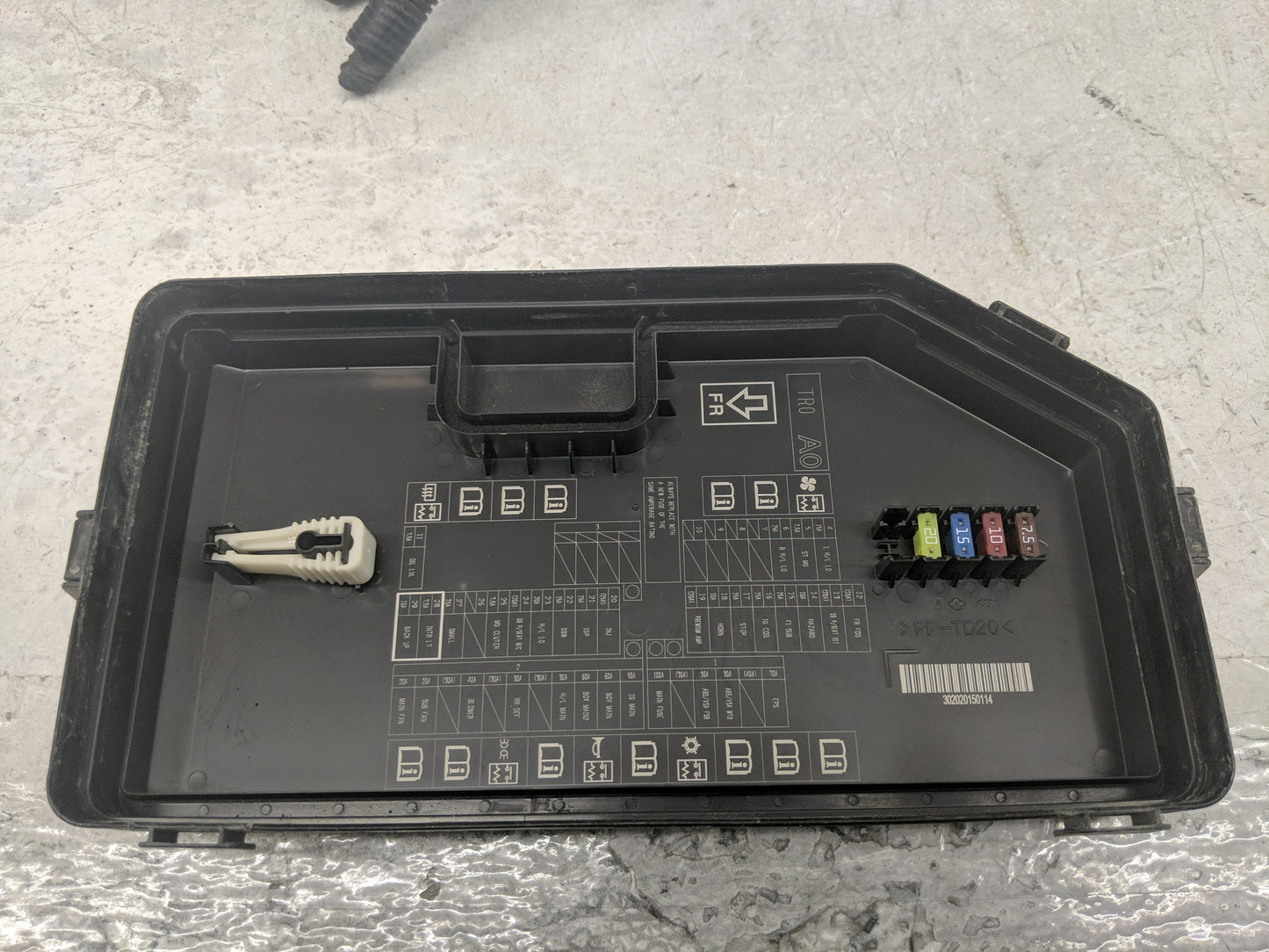 2012-2015 Honda Civic Fusebox Fuse Box Panel Relay Module P/N:TR0 A012 A0 Fits Fits 2012 2013 2014 2015 OEM Used Auto Parts 