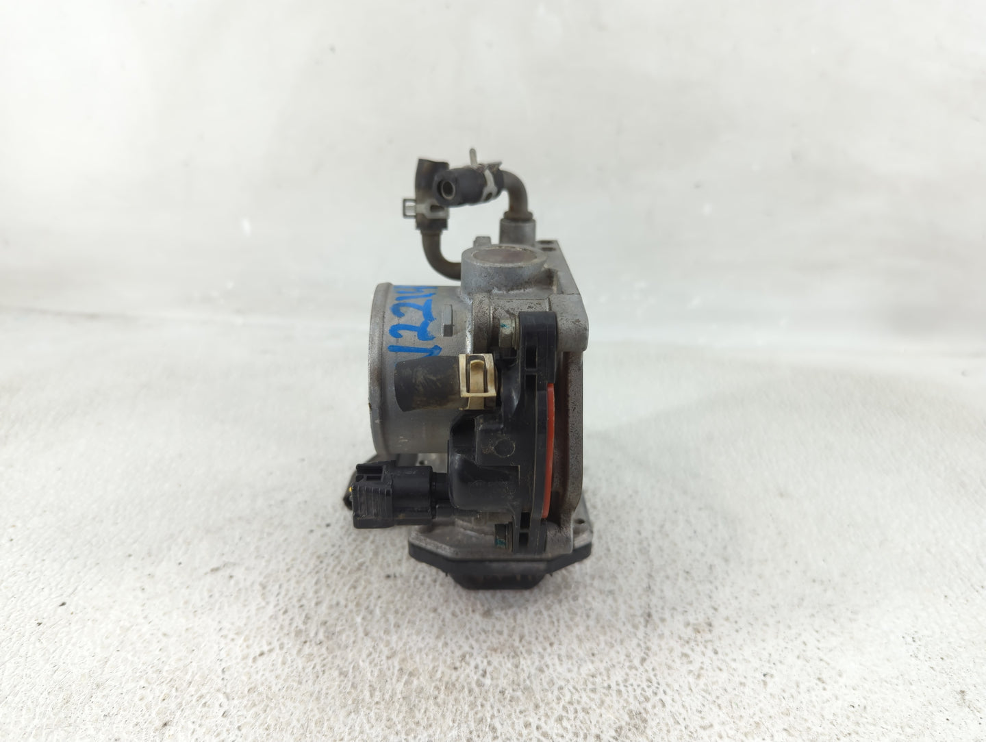 2012-2015 Honda Civic Throttle Body P/N:GMF3B Fits Fits 2012 2013 2014 2015 2016 2017 2018 2019 2020 2021 2022 OEM Used Auto