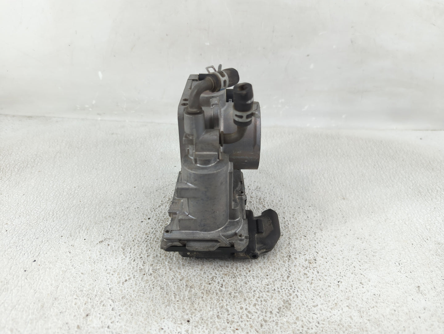2012-2015 Honda Civic Throttle Body P/N:GMF3B Fits Fits 2012 2013 2014 2015 2016 2017 2018 2019 2020 2021 2022 OEM Used Auto