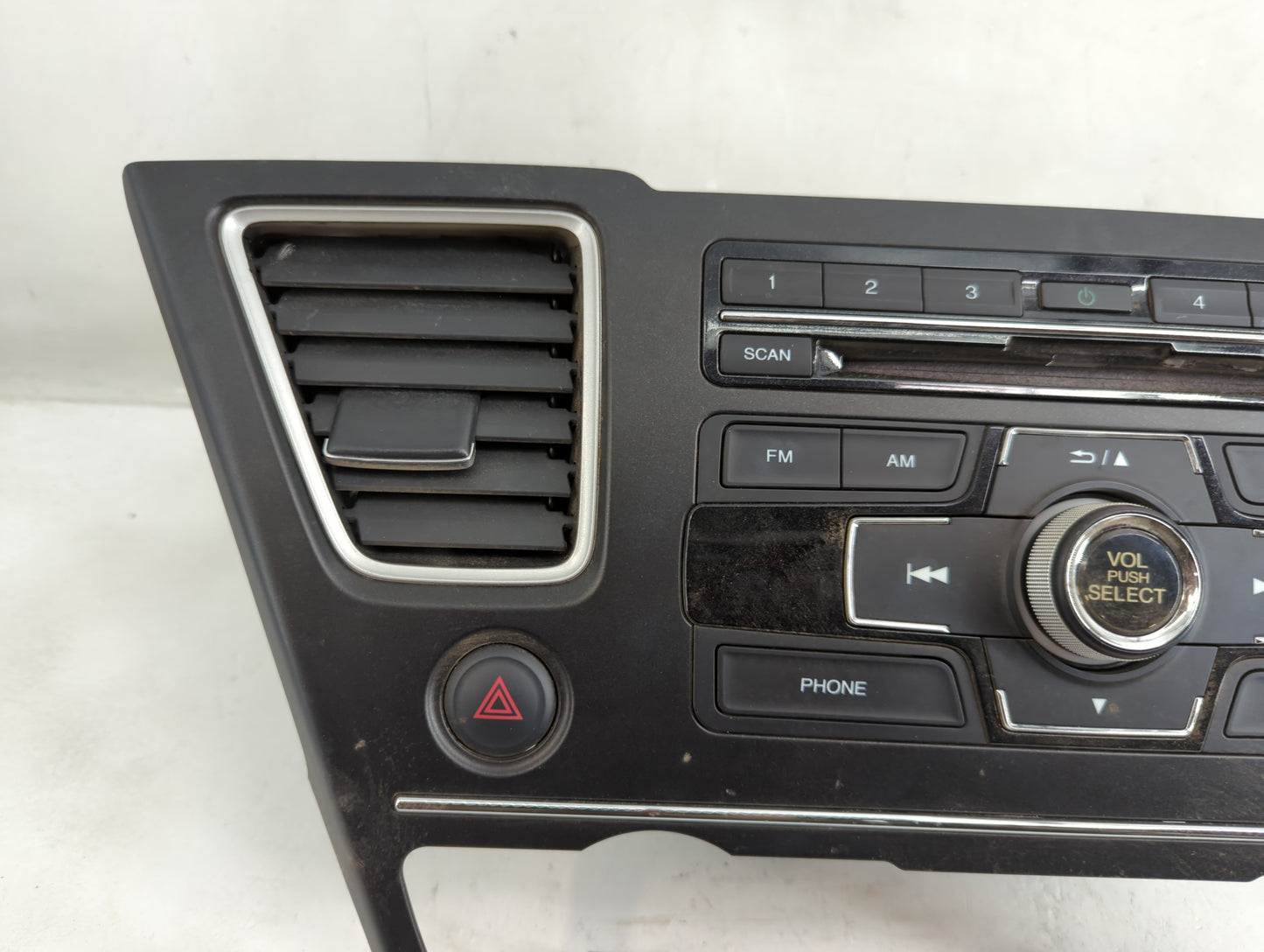 2013-2015 Honda Civic Radio AM FM Cd Player Receiver Replacement P/N:39100-TR3-A314-M1 Fits Fits 2013 2014 2015 OEM Used Aut