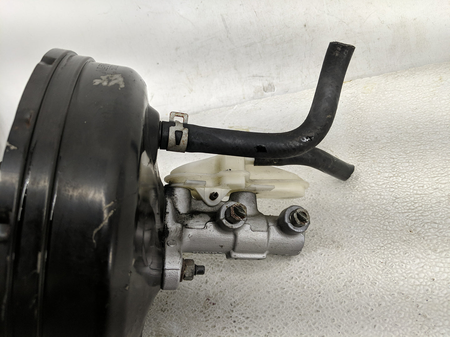 2015-2015 Honda Civic Power Brake Booster Oem 1290574 - Oemusedautoparts1.com