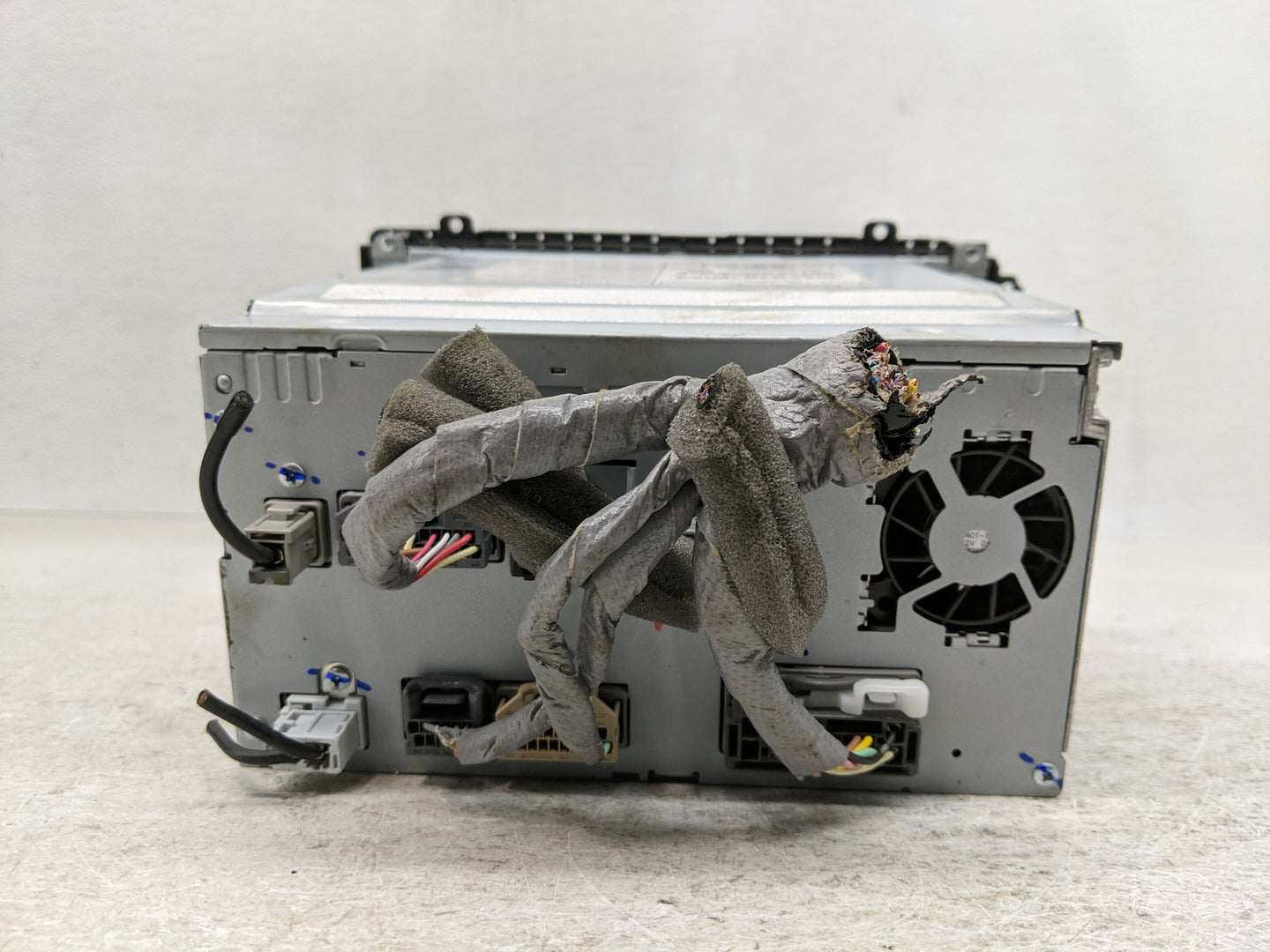 2014-2015 Honda Civic Radio AM FM Cd Player Receiver Replacement P/N:39100-TR6-A52-M1 Fits Fits 2014 2015 OEM Used Auto Part