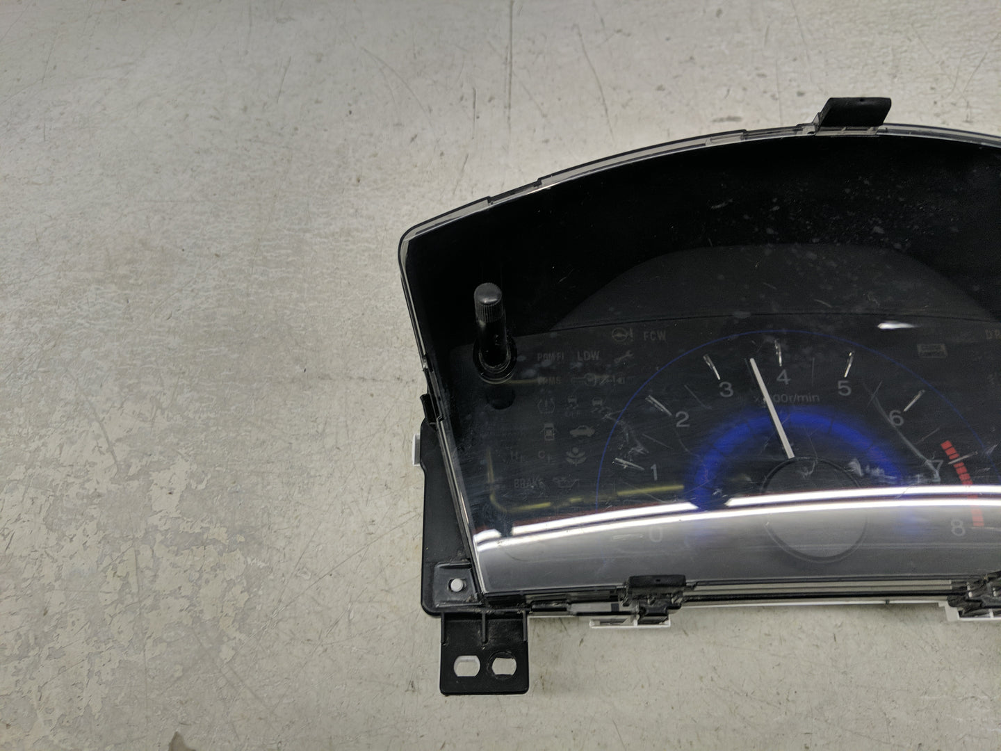2014-2015 Honda Civic Instrument Cluster Speedometer Gauges P/N:78200-TR3-A411-M1 Fits Fits 2014 2015 OEM Used Auto Parts - 