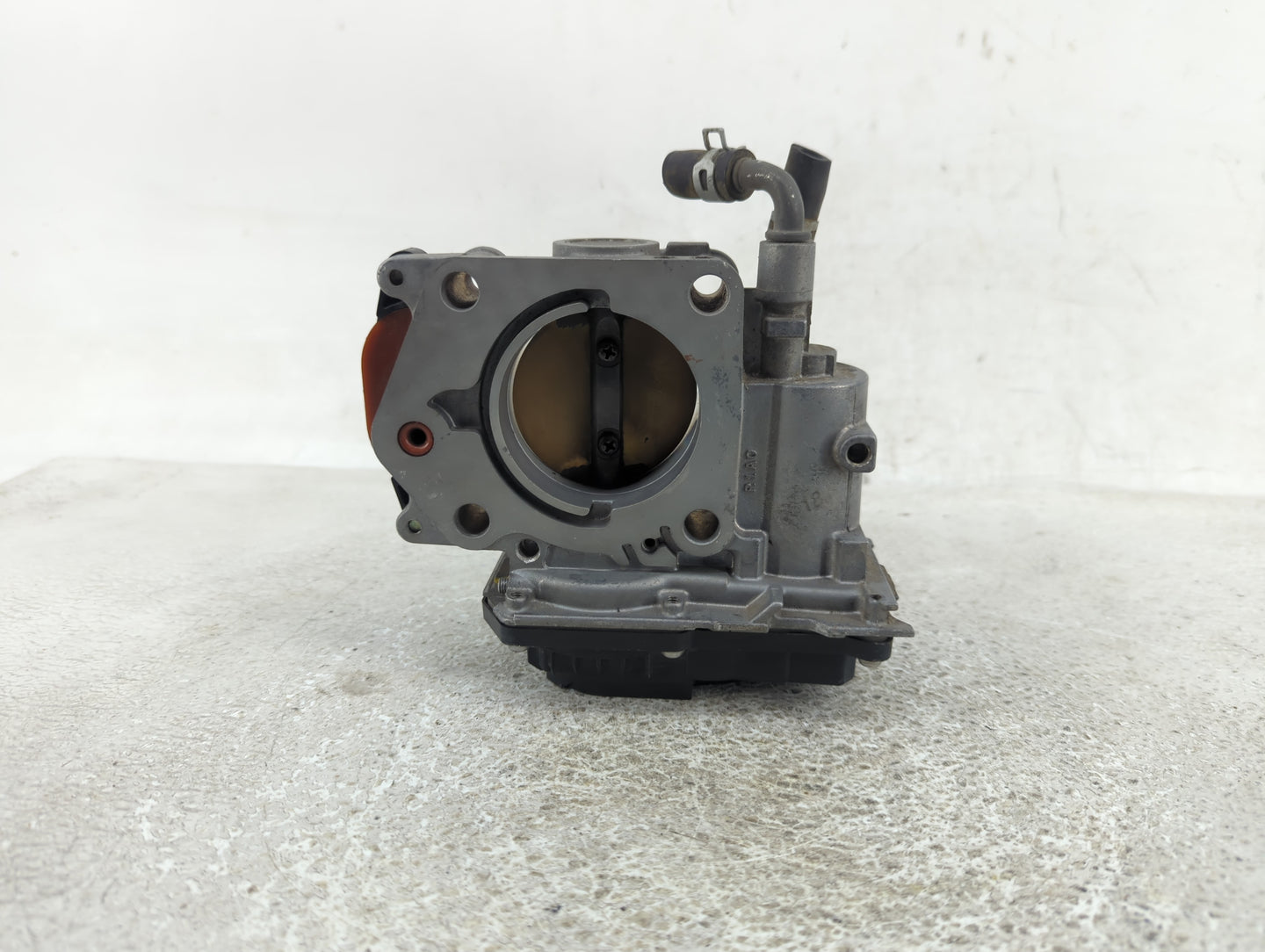 2012-2015 Honda Civic Throttle Body P/N:GMF3B Fits Fits 2012 2013 2014 2015 2016 2017 2018 2019 2020 2021 2022 OEM Used Auto
