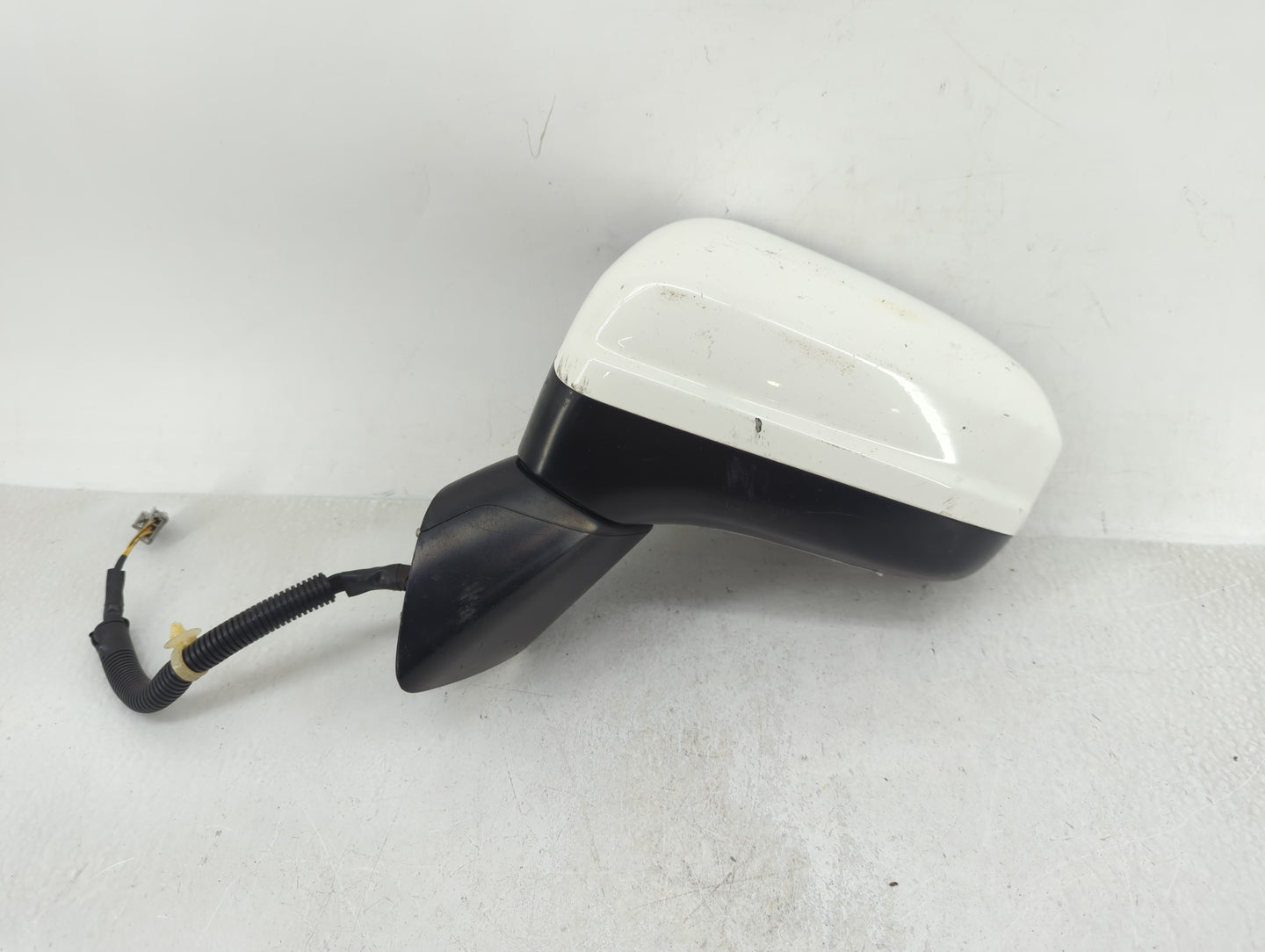 2014-2015 Honda Civic Driver Side View Mirror - Left Door Mirror OEM Used - Oemusedautoparts1.com