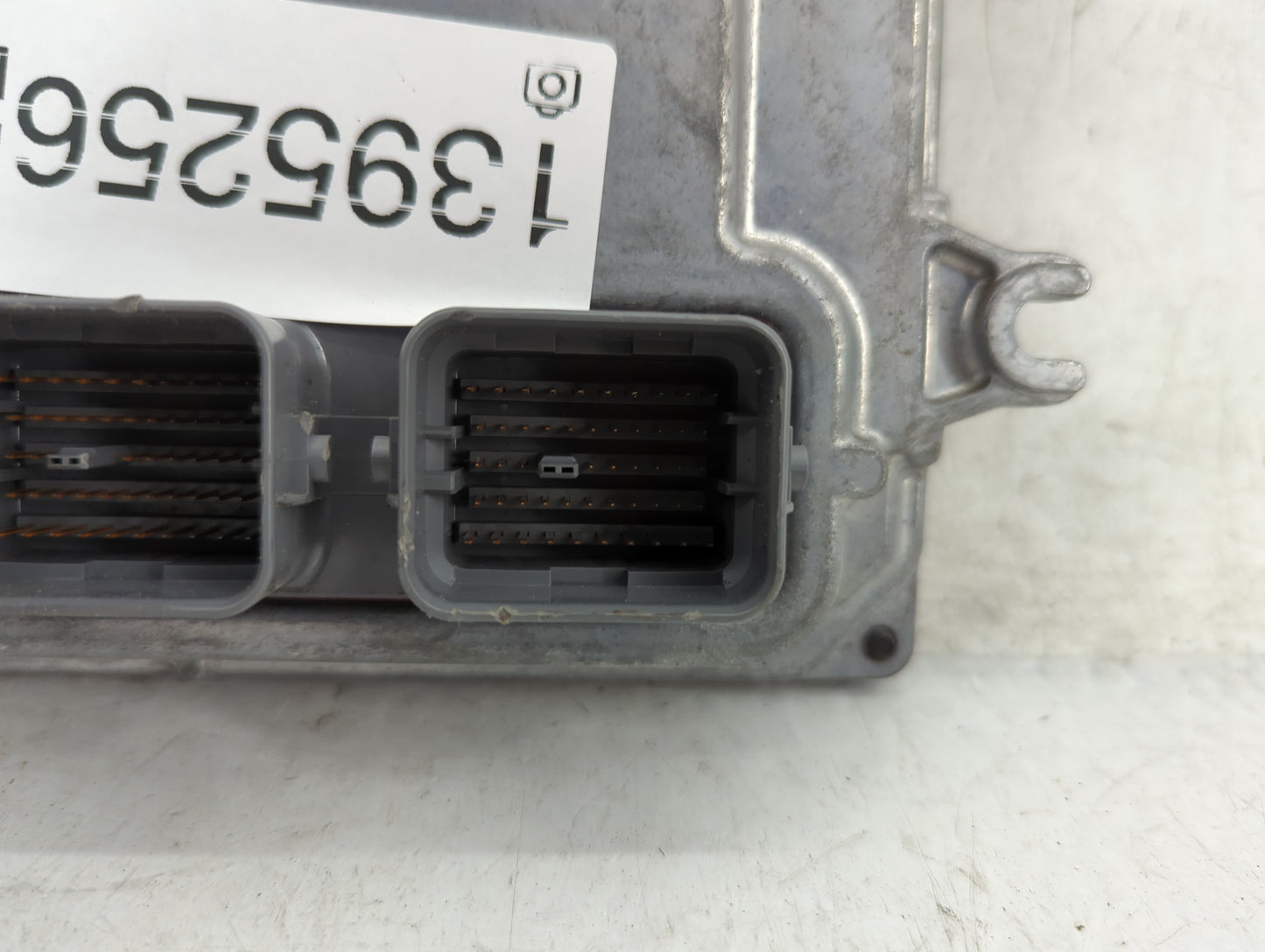 2014-2015 Honda Civic PCM Engine Control Computer ECU ECM PCU OEM P/N:37820-R1J-A55 Fits Fits 2014 2015 OEM Used Auto Parts 