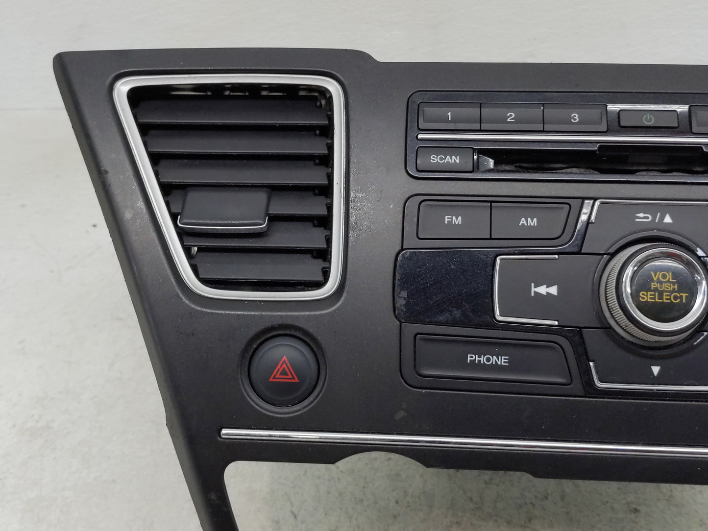 2013-2015 Honda Civic Radio AM FM Cd Player Receiver Replacement P/N:39100-TR3-A314-M1 Fits Fits 2013 2014 2015 OEM Used Aut