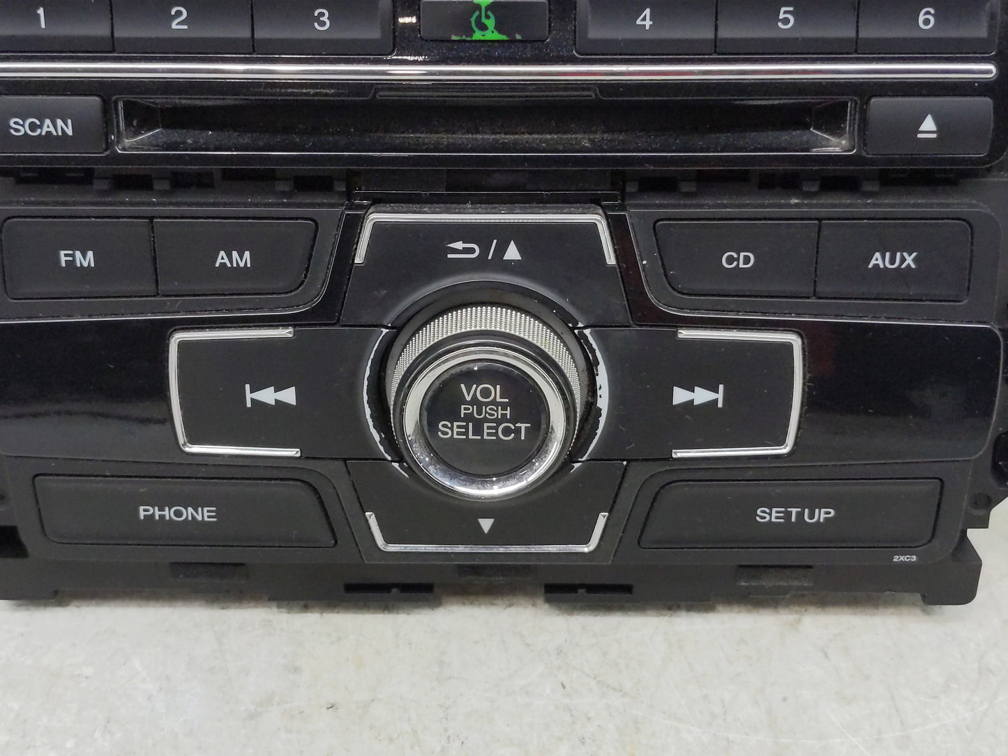 2013-2015 Honda Civic Radio AM FM Cd Player Receiver Replacement P/N:39100-TR3-A314-M1 Fits Fits 2013 2014 2015 OEM Used Aut