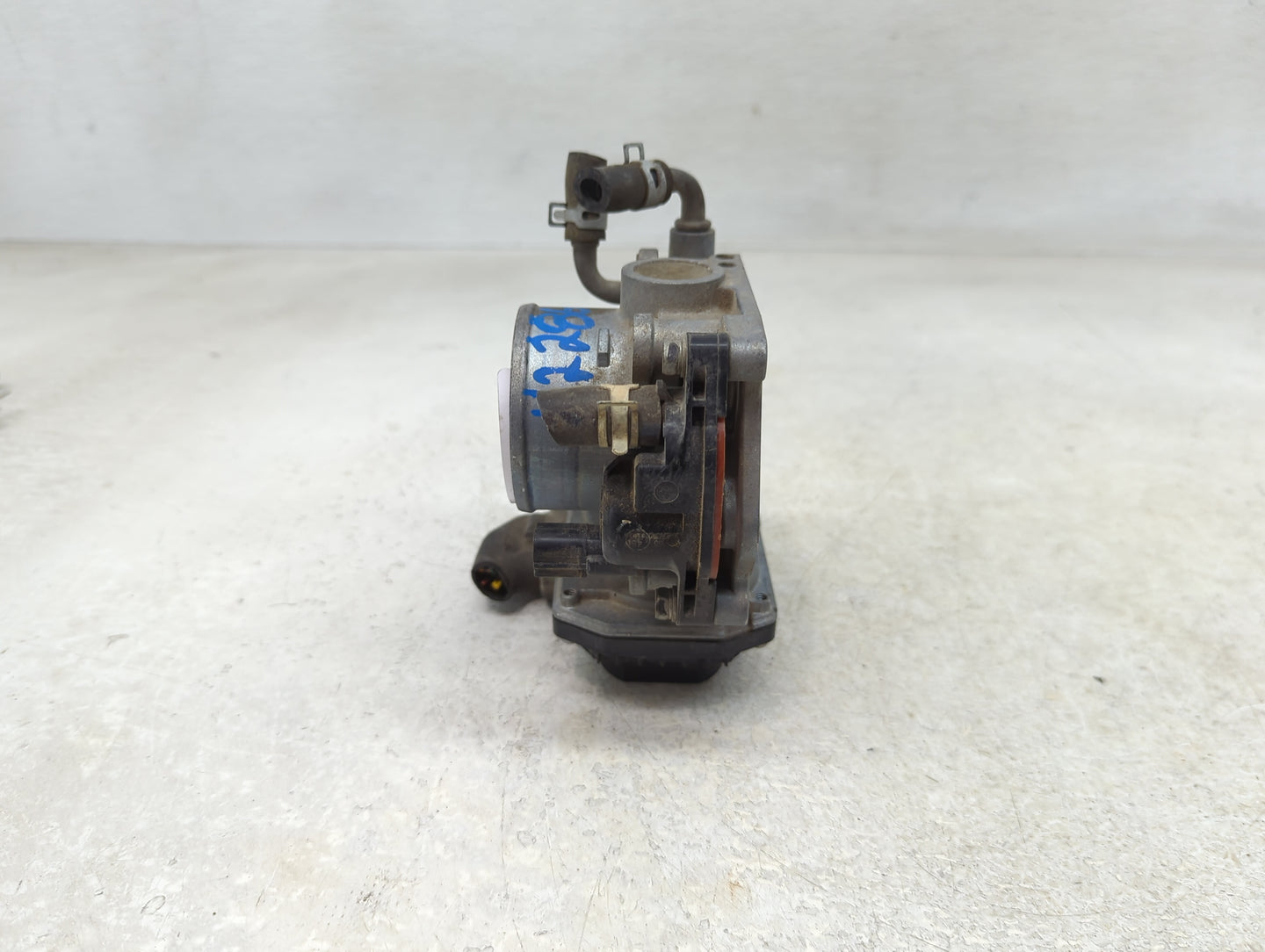 2012-2015 Honda Civic Throttle Body P/N:GMF3B Fits Fits 2012 2013 2014 2015 2016 2017 2018 2019 2020 2021 2022 OEM Used Auto