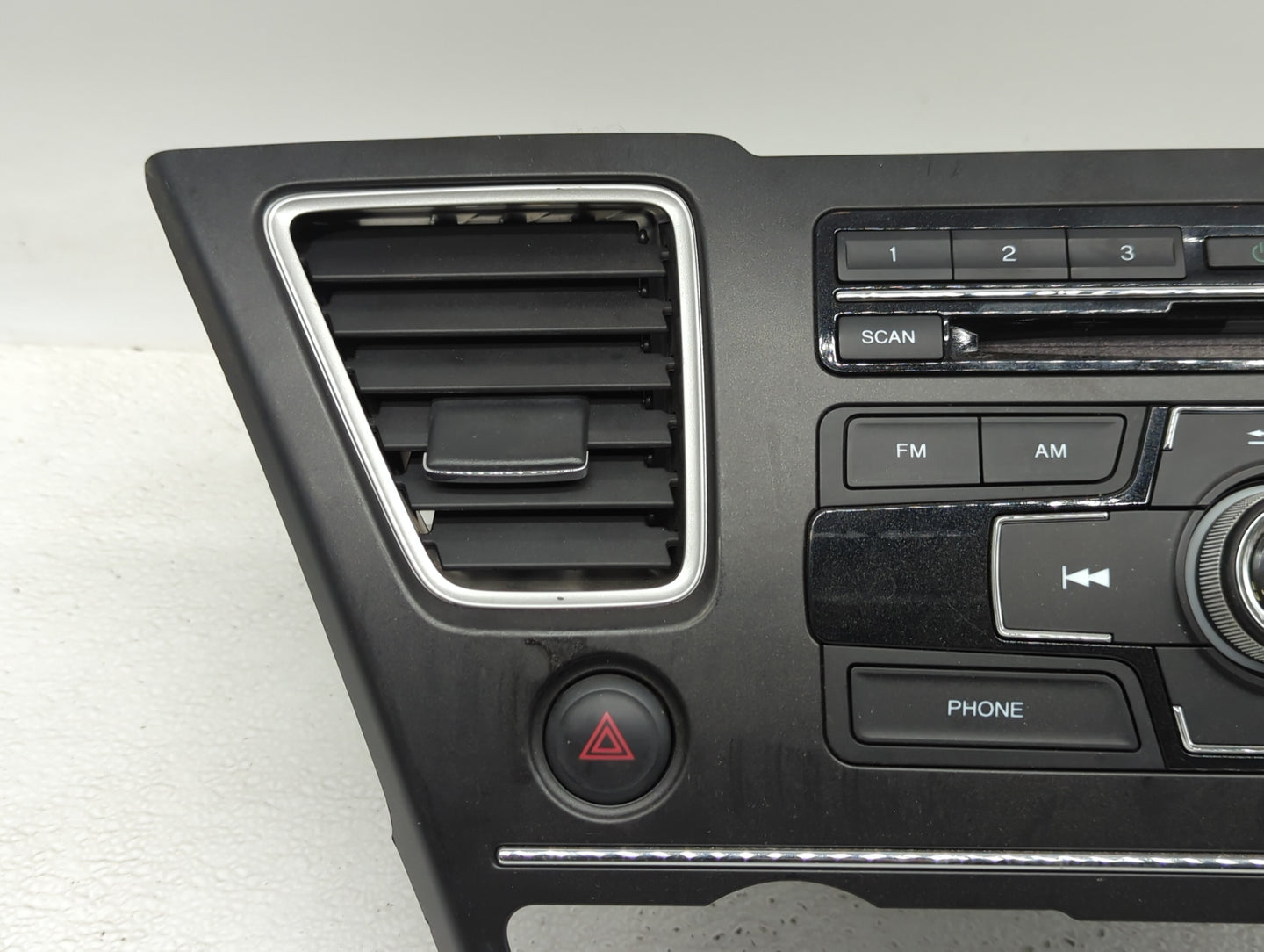 2013-2015 Honda Civic Radio AM FM Cd Player Receiver Replacement P/N:39100-TR3-A314-M1 Fits Fits 2013 2014 2015 OEM Used Aut