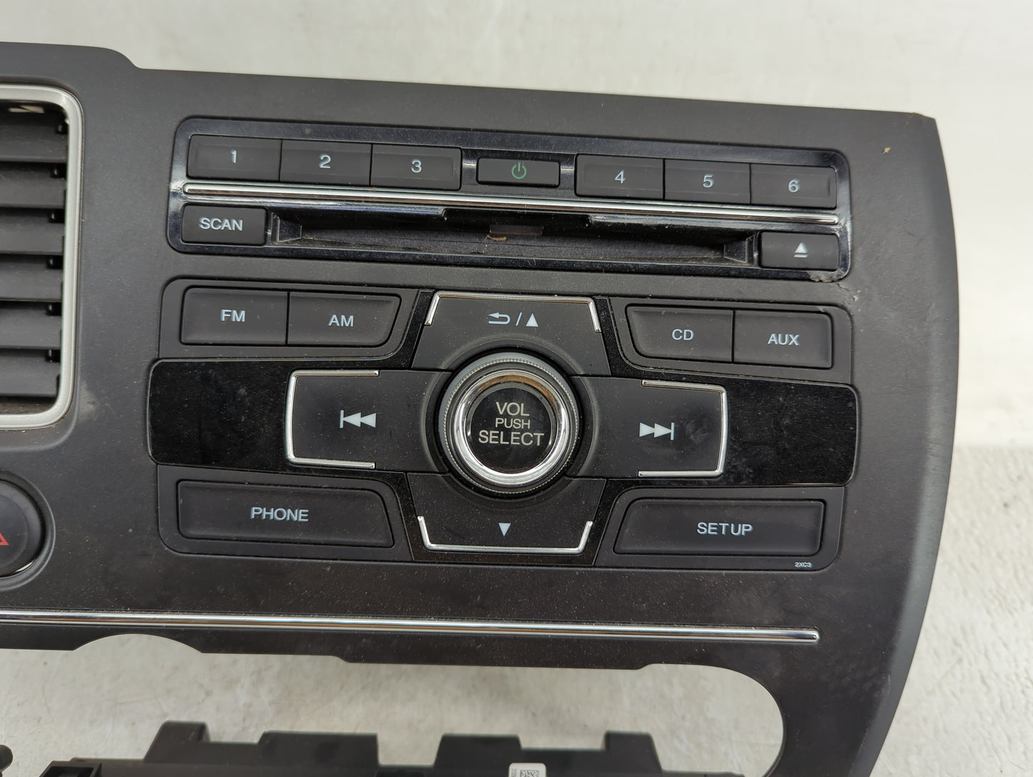 2013-2015 Honda Civic Radio AM FM Cd Player Receiver Replacement P/N:39100-TR3-A314-M1 Fits Fits 2013 2014 2015 OEM Used Aut