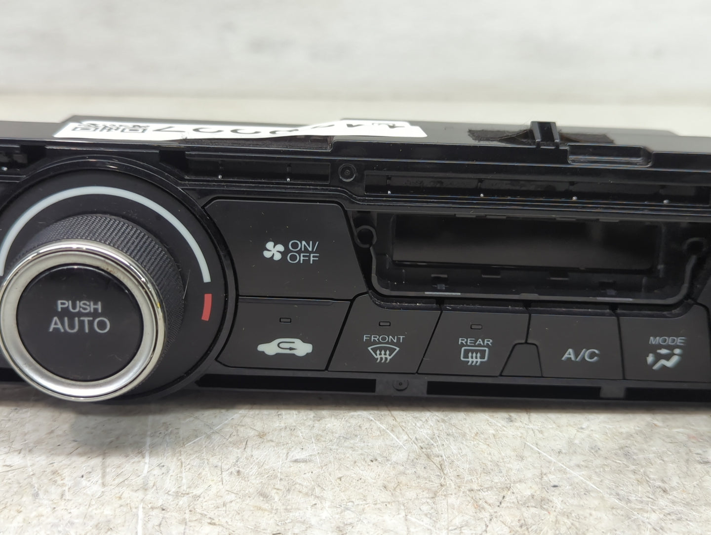 2013-2015 Honda Civic Climate Control Module Temperature AC/Heater Replacement P/N:A42 NH-587L SANWA2A059A Fits OEM Used Aut