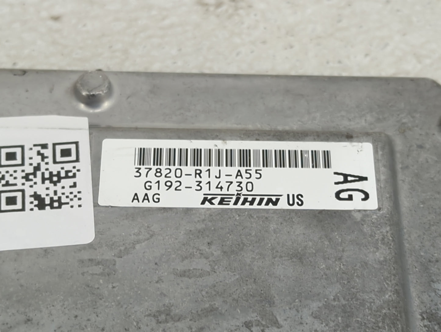 2014-2015 Honda Civic PCM Engine Control Computer ECU ECM PCU OEM P/N:37820-R1J-A55 Fits Fits 2014 2015 OEM Used Auto Parts 